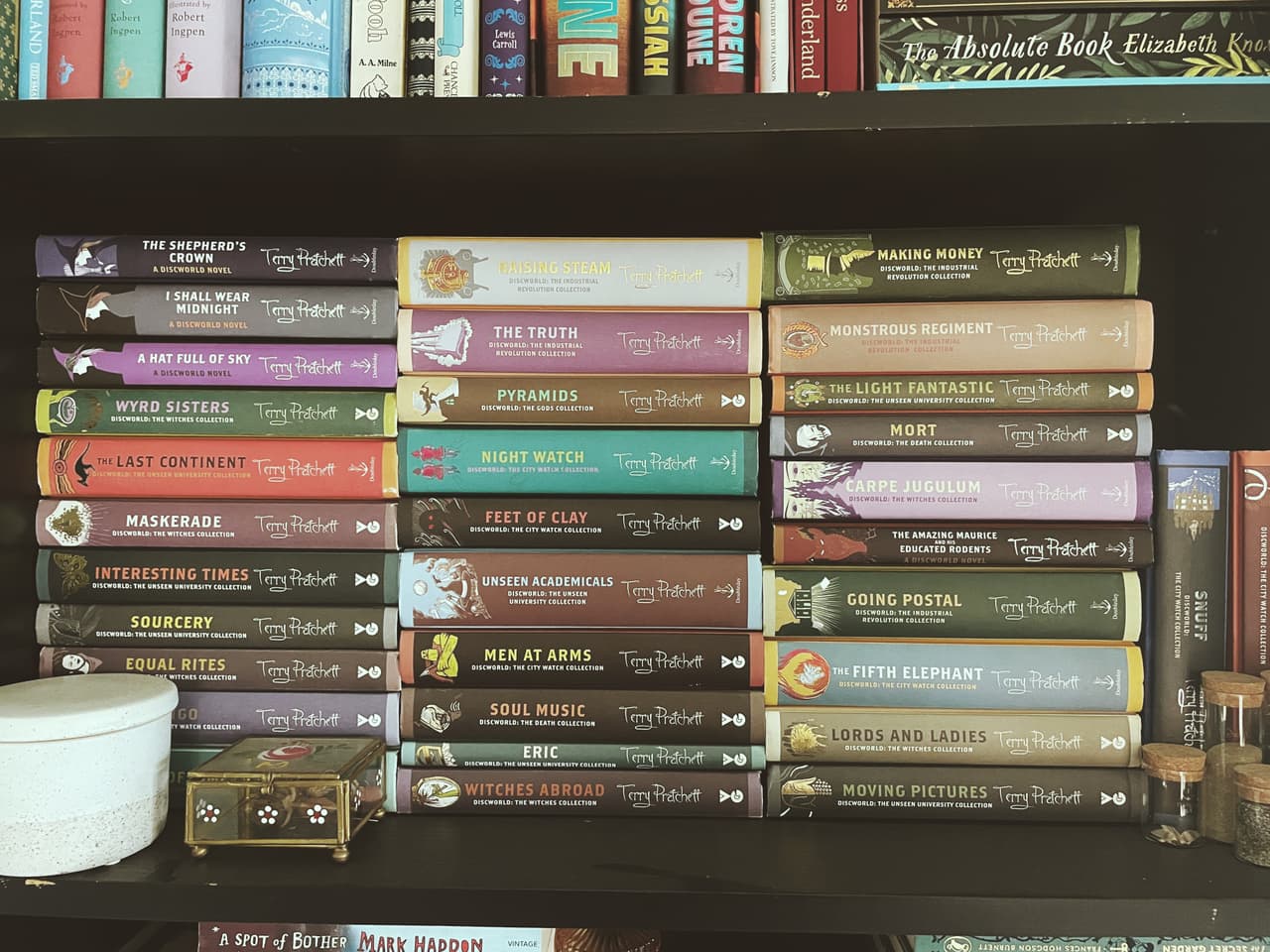 Discworld Collector Library